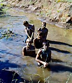 посидите покеда